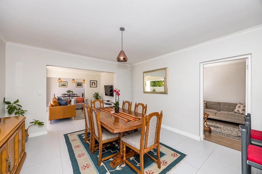 3 Bedroom Property for Sale in Sunningdale Western Cape